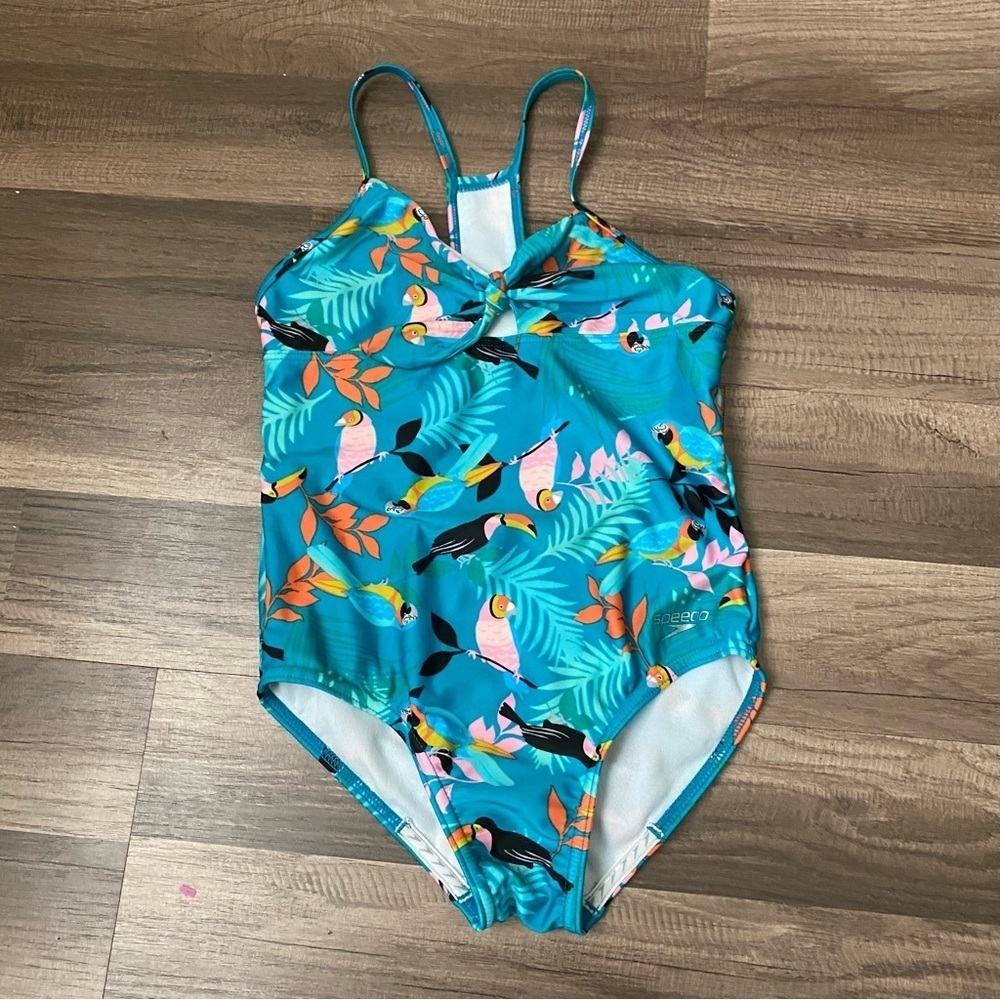 Speedo girls swim suit suit size M